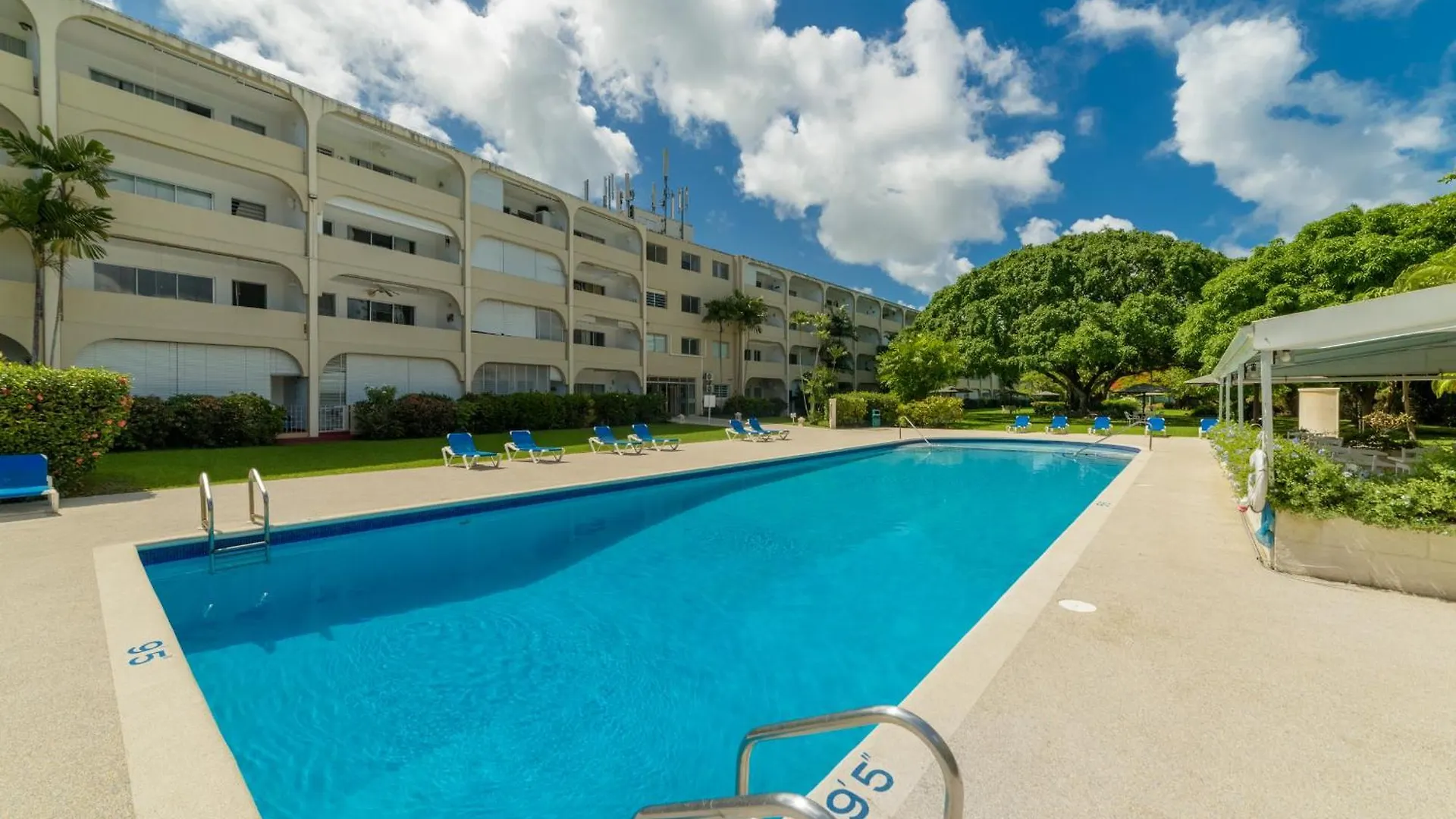 Apartament Golden View No 122 Saint James Barbados