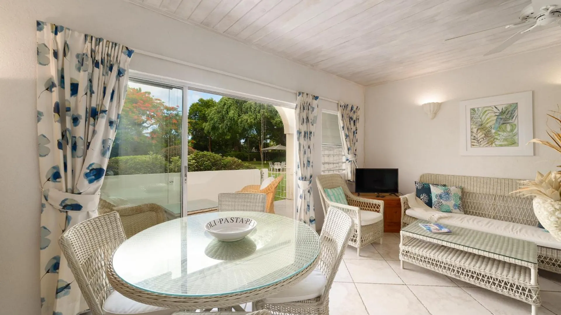 Golden View No 122 Apartment Saint James 0*,  Barbados
