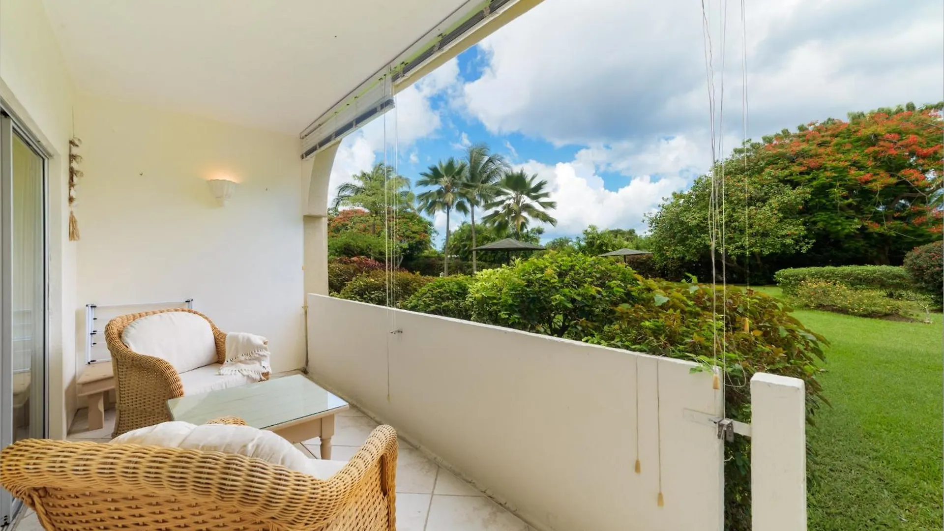 Golden View No 122 Apartment Saint James Barbados